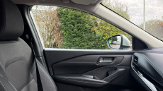 Nissan Qashqai 1.3 DiG-T MH 158 N-Connecta 5dr Xtronic Petrol Hatchback